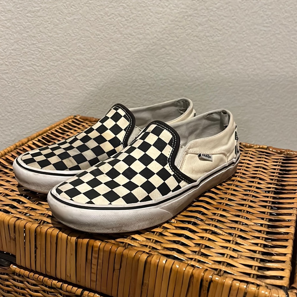 Checkered Low Top Slip On Vans WM 8